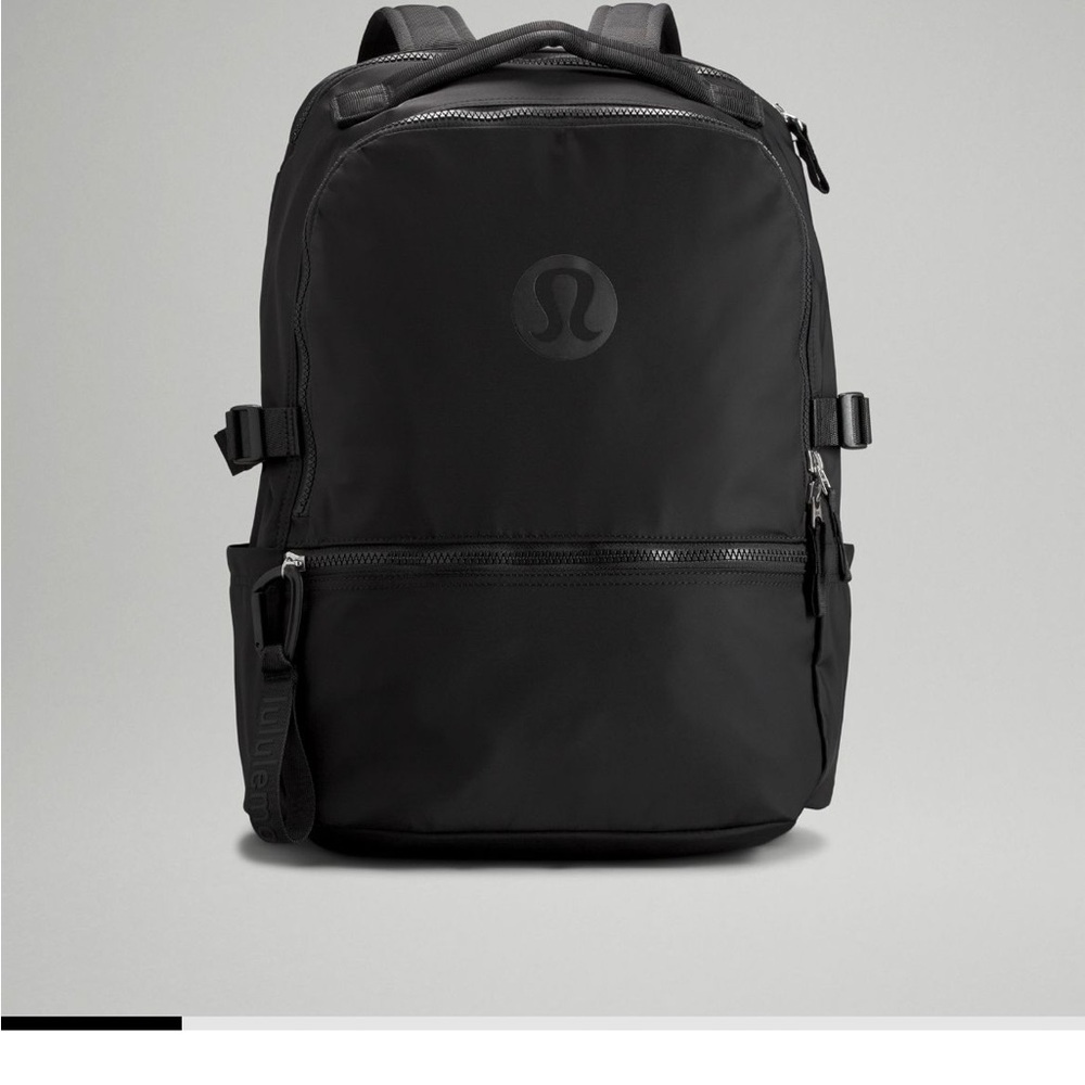 Lululemon New Crew Backpack 22L Logo